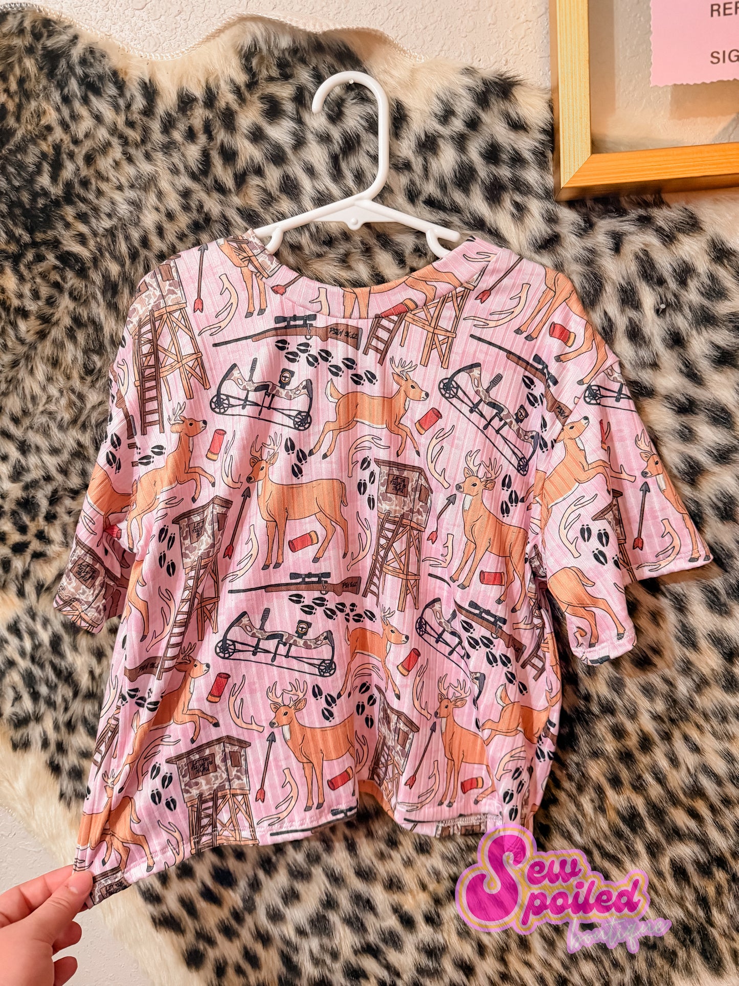 (CHOOSE SIZE) Oversized Tee