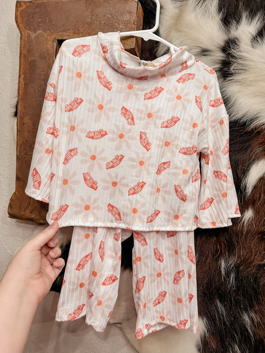 2T Mock Neck Sweater & Flow Pants (very stretchy)