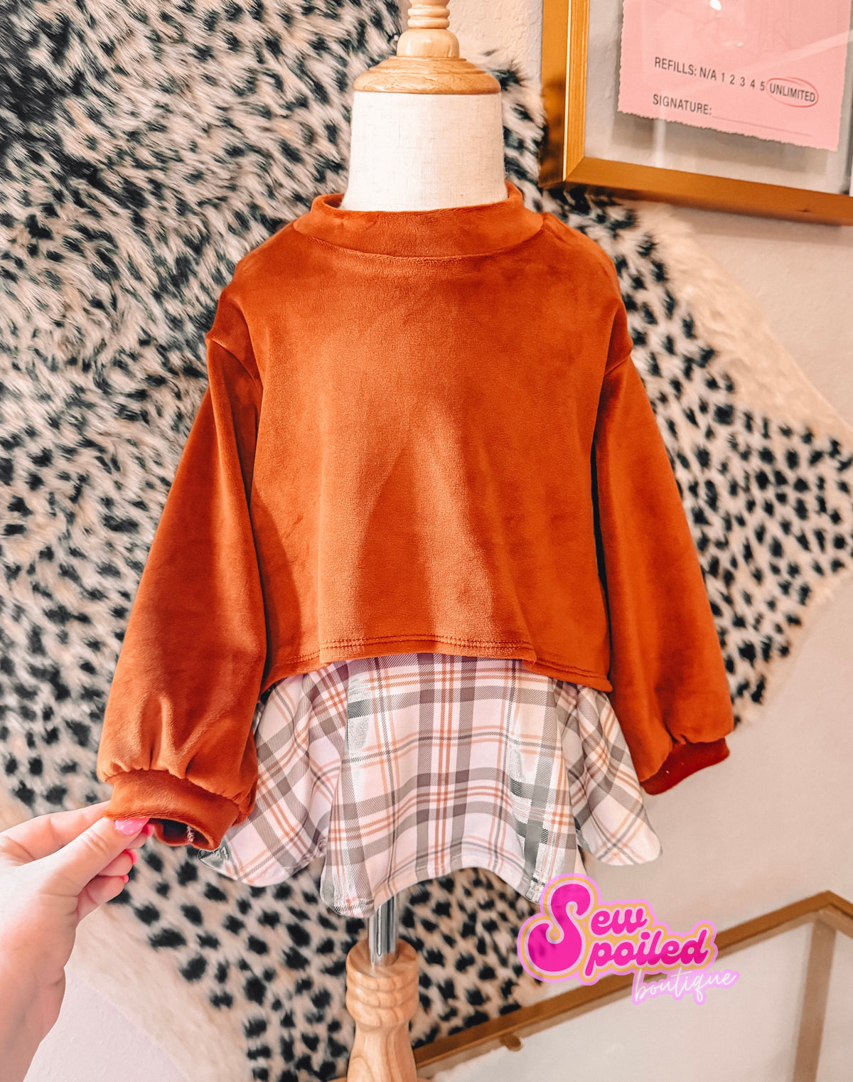 2T Ilona Top & Skirted Bummies Set