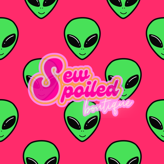 Pink Alien Seamless