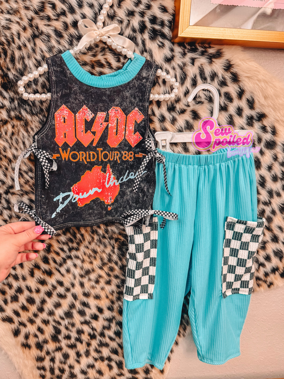 2T Lola Tie Top & Barrel Pants