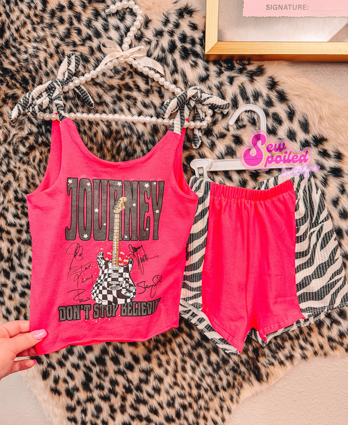 5T Leo Top & Breezy Shorts